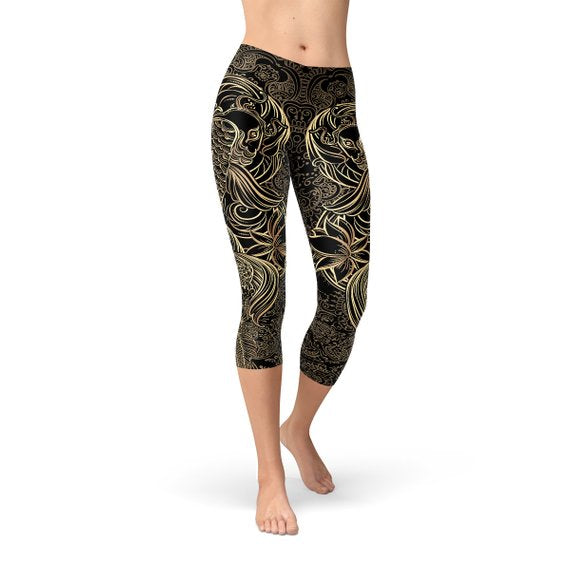 Womens Koi Fish Black Capri Leggings